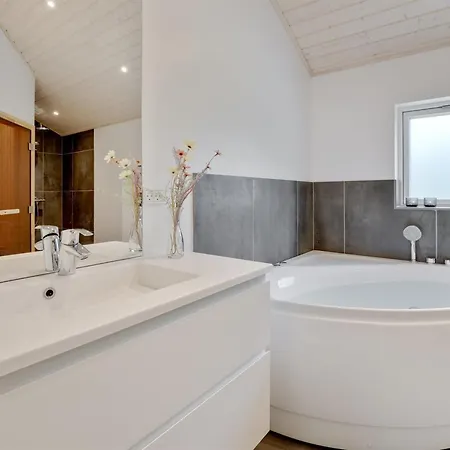 Prázdninový dům Iivo - 350m From The Sea By Interhome Vester Somarken