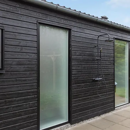 Iivo - 350m From The Sea By Interhome *